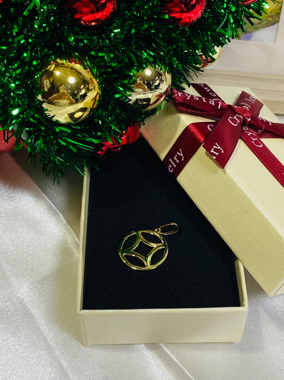 K18 Pendant & Loop Earrings