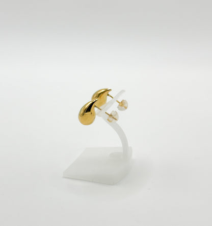 Teardrop Stud K18