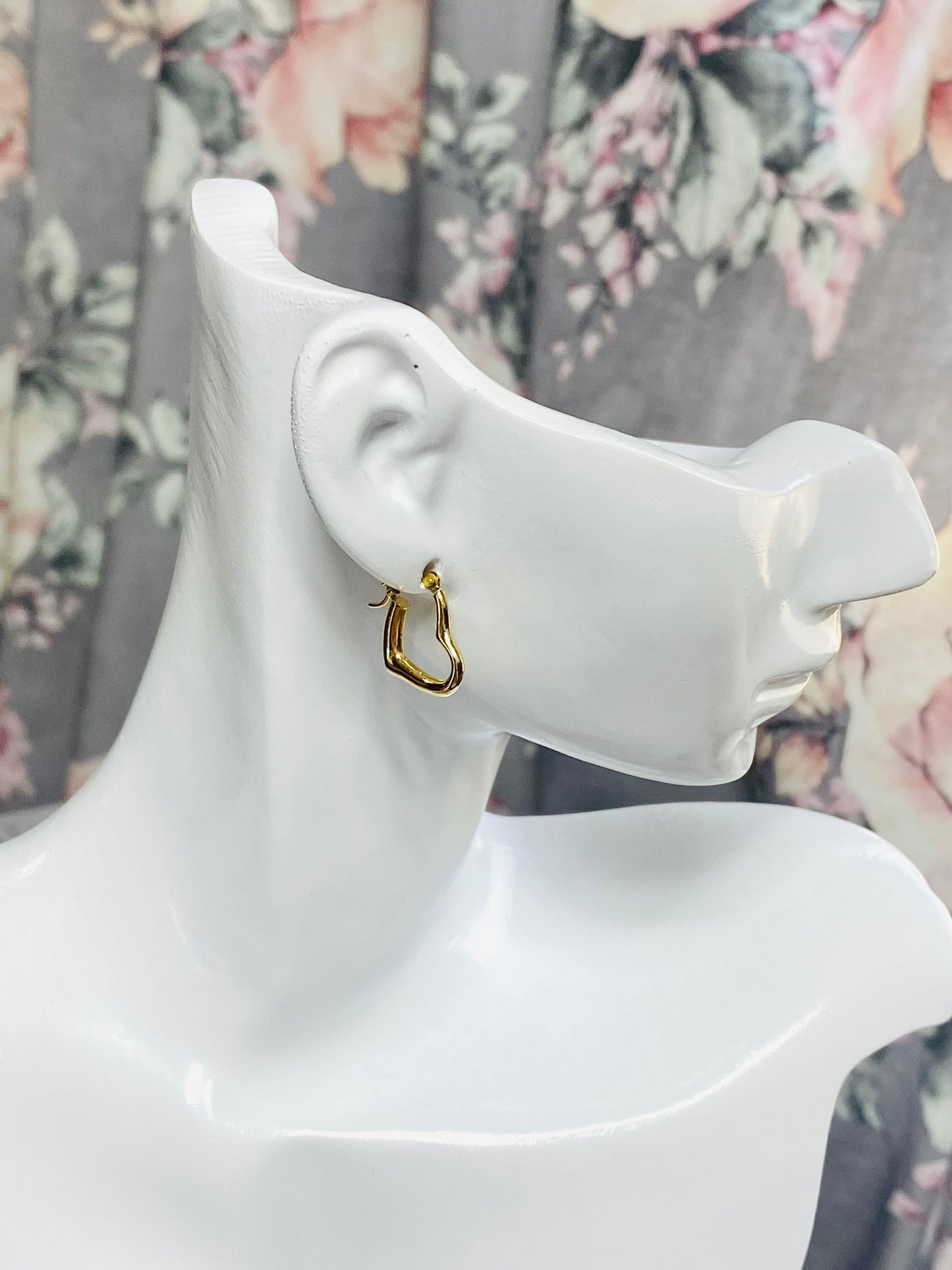 Heart Loop Earrings K18