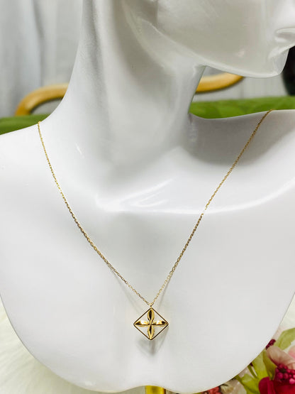 K18 japan gold Necklace