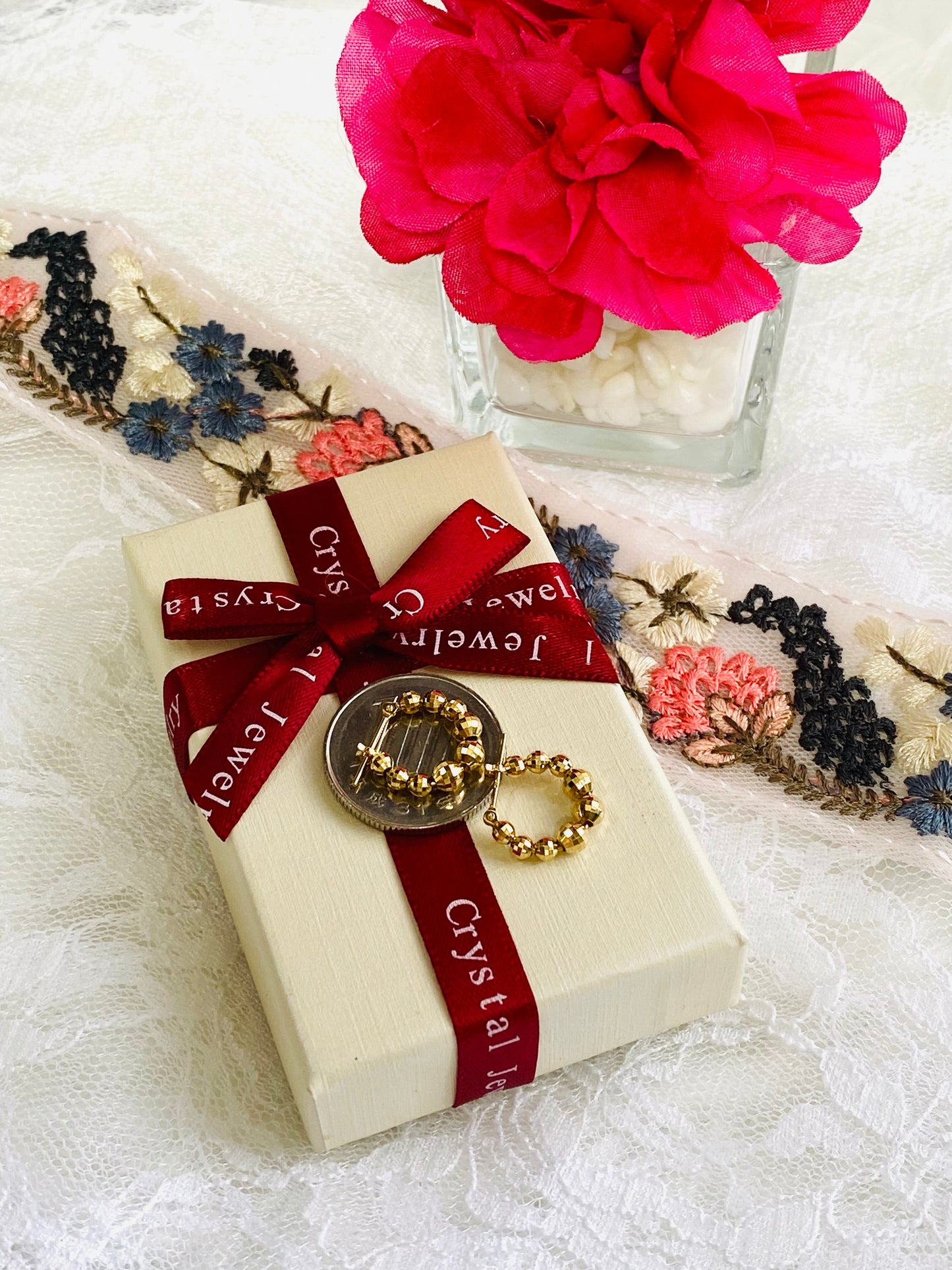 Earrings K18